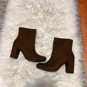 Brown Ankle boots